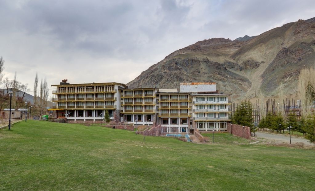 Отели на горнолыжном курорте в Иране