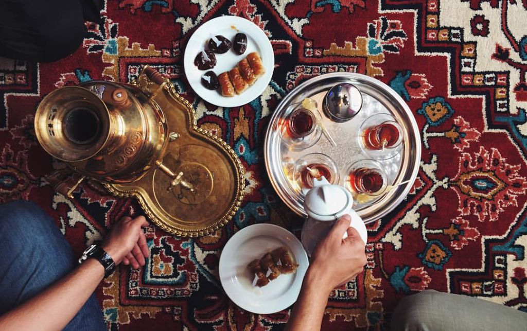 Иранская семья