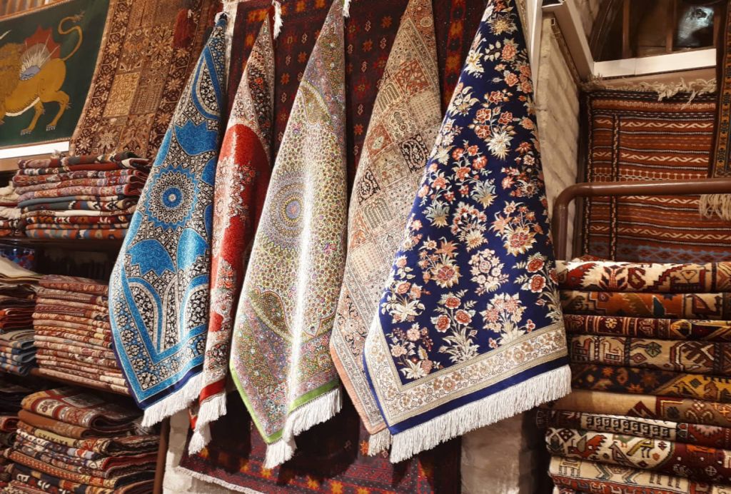 Персидский ковер в Иране