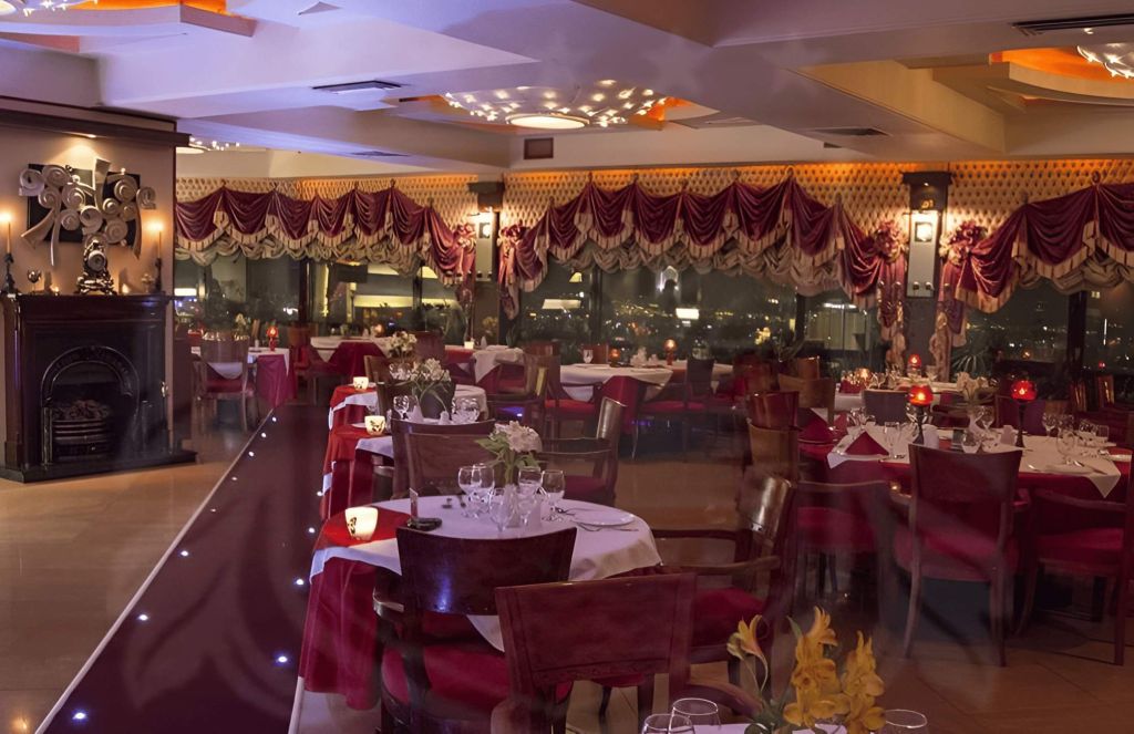 Рестораны в Тегеране: Narenjestan 